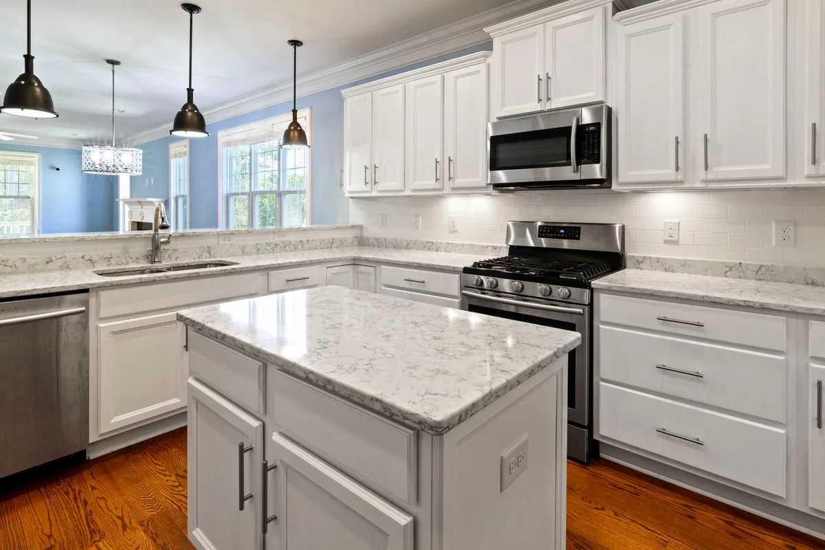 Filth & Squalor Cleanup in Plymptonville, PA